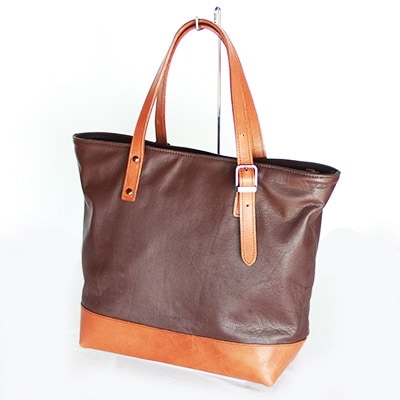 やわらかレザーのトートバッグ(こげ茶系)　YZ08【1098847】