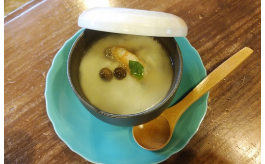 大分県さかもと村 ペア１泊２日宿泊券 大分 古民家 宿泊 ペア 1泊2日 食事付 自家製野菜 野草 特製創作料理 さかもと村 非日常 体験 大正時代 宿泊棟 夕食 朝食 シェフ 料理