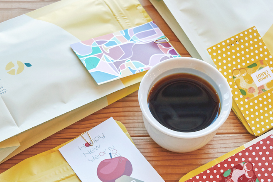 定期便 6回 【日本一の焙煎士厳選】珈琲 粉 100g×3種 スペシャルティコーヒー 飲み比べ [日向珈琲 宮崎県 日向市 452061207] コーヒー 焙煎 自家焙煎 詰め合わせ