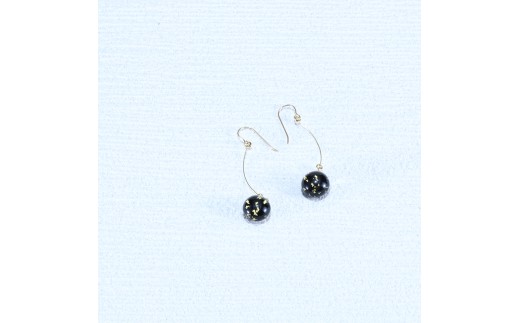 アクセサリー プチピアス（カラー：黒）【グラスアート黒木】_A0114-016