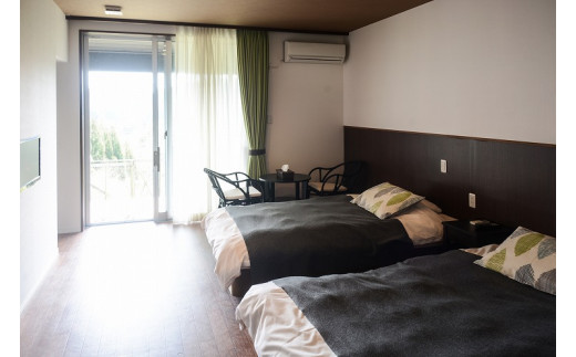 ïŒç¬ãšæ³ãŸãããã³ã·ã§ã³ãwanvinoã3000åå宿æ³åžïŒ K15_0004_1