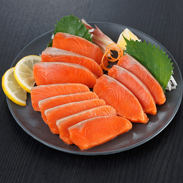 生食用 サーモン ブロック(250g×1P) 鮭 小分け 真空 パック 冷凍 刺身 シャケ サケ 魚 魚介 【AW-97】【丸正水産】