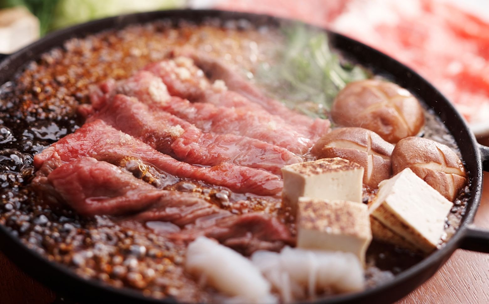 宮崎県産黒毛和牛A4等級以上 高千穂牛焼肉（ロース&上カルビ）・すき焼き用(ロース・モモ)セット 計1kg 焼肉 しゃぶしゃぶ すき焼き ロース カルビ モモ 牛肉 肉 お肉 精肉 精肉セット 国産 国産牛 ブランド牛 A4 薄切り スライス パーティー BBQ プレゼント ギフト _Tk002-064