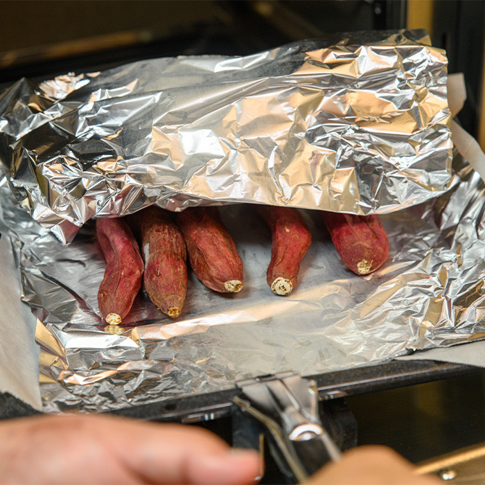 【期間限定】みやさこさん家の焼き芋　９袋（１袋300g以上）【いも 芋 国産 さつま芋 焼芋 紅はるか べにはるか】