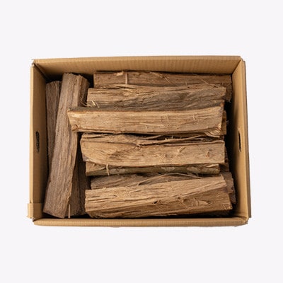 鹿児島県産乾燥薪　樫カシ約25キロ×9箱 J10-2 【複数個口で配送】【配送不可地域：離島】【4082167】