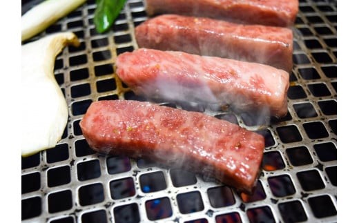 A5等級鹿児島県産黒毛和牛サーロインステーキスティック250g(カミチク/IB112-012)