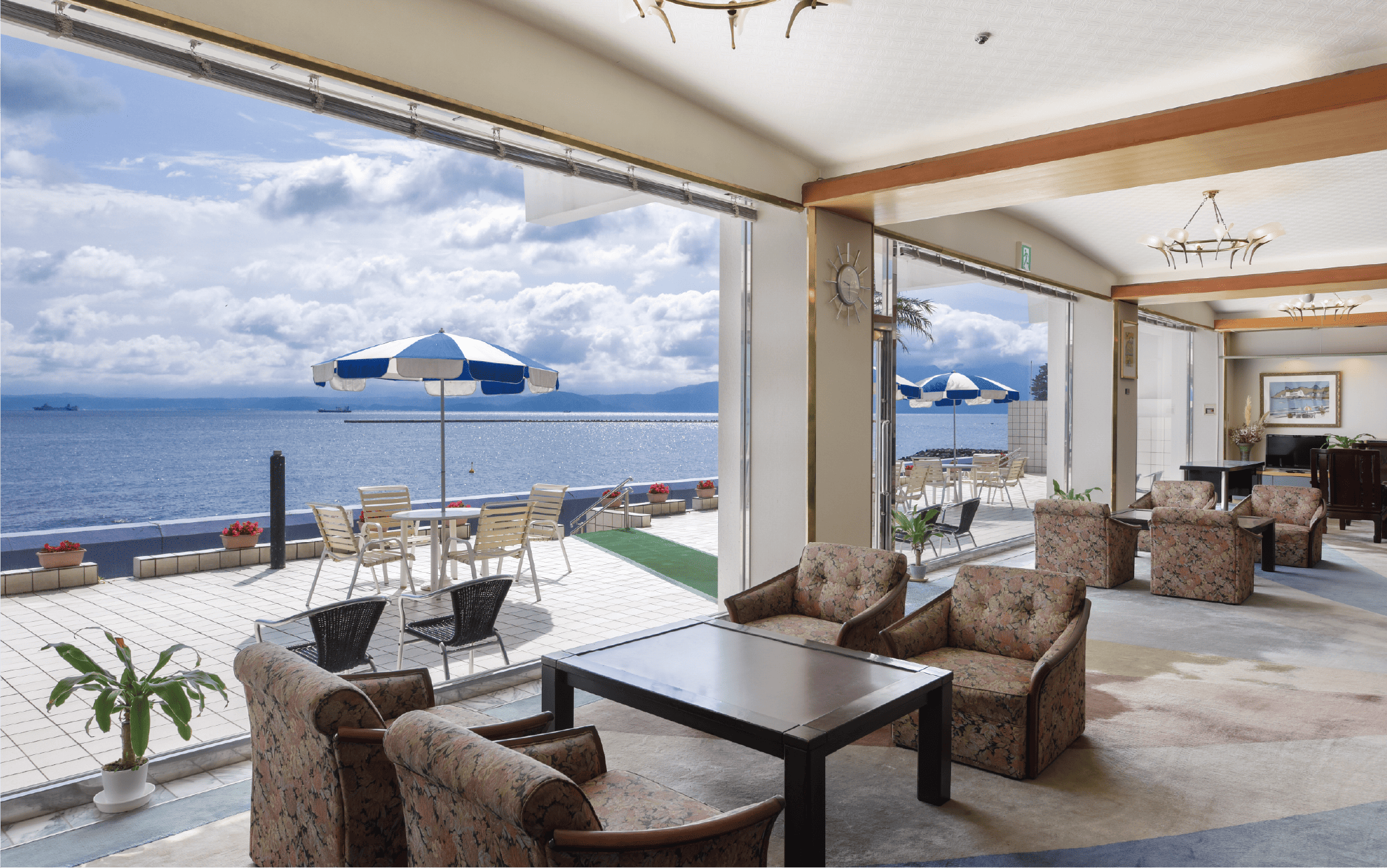 ＜指宿海上ホテル1泊朝食付ペア宿泊券＞(指宿海上ホテル/077-1187) 宿泊 観光 食事付 ビジネス 旅行 出張 温泉 宿