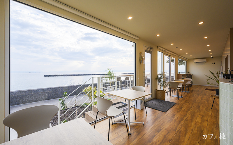 J11-0826／温泉水99 1.9L×12本 ＋ ３万円分 宿泊ギフト券　THOUSAND GARDEN TARUMIZU