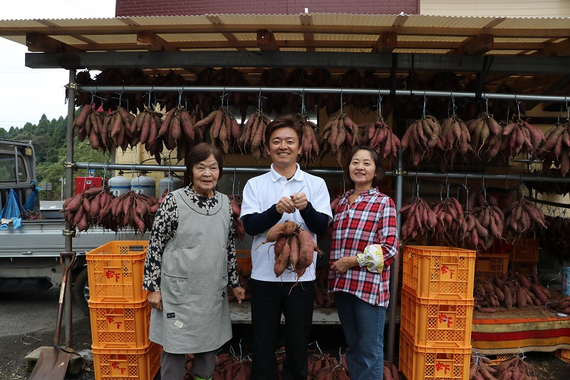 A1-2147／宮下さんちの【幻のつらさげ芋】の焼き芋 1kg