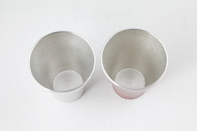 【JALふるさと納税限定】薩摩錫器フリータンブラー赤白セット！鹿児島の伝統工芸の技が魅せる薩摩錫器で造られた錫製酒器で贅沢なひとときを【薩摩錫器工芸館】