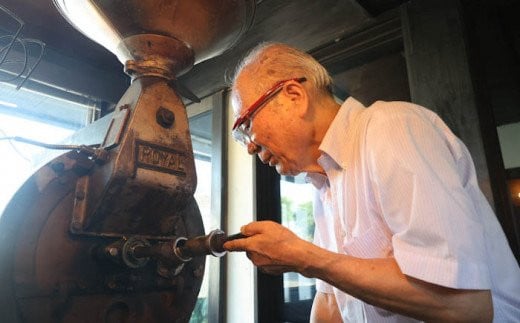 地元老舗店が贈るストレートコーヒーセット(4種・計400g)マンデリン・キリマンジャロ・ブラジル・モカの4種の珈琲をお届け！【珈琲堂ジャマイカ】【A-1334H】