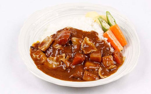 金の桜黒豚肉使用！金の桜黒豚スパイシーカレー(200g×6袋)！豚 豚肉 肉 鹿児島 国産 黒豚 惣菜 カレー カレーライス レンジ レンチン レトルト 常温 ギフト 贈答 温めるだけ【エーエフ企画】【00-057-06】