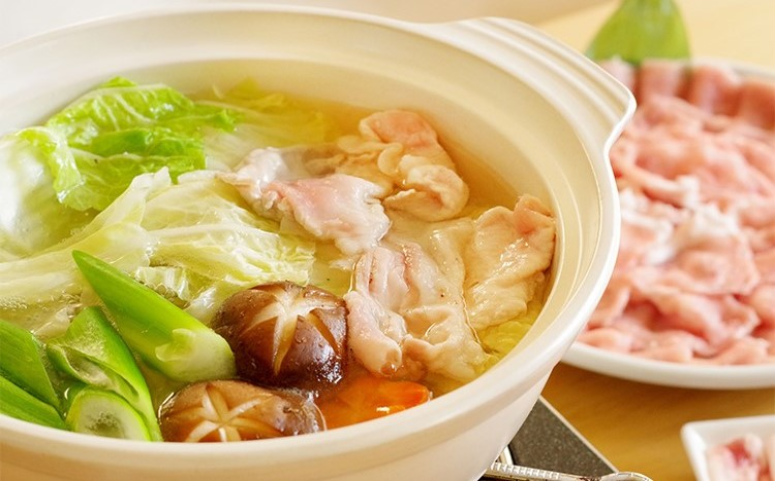 鹿児島県産畜産王国の「きなこ豚」しゃぶしゃぶ用 3種 1.5kg ロース 肩ロース バラ スライス 豚肉 お鍋 しゃぶしゃぶ ブランド 食べ比べ 冷凍 スターゼン 南さつま市