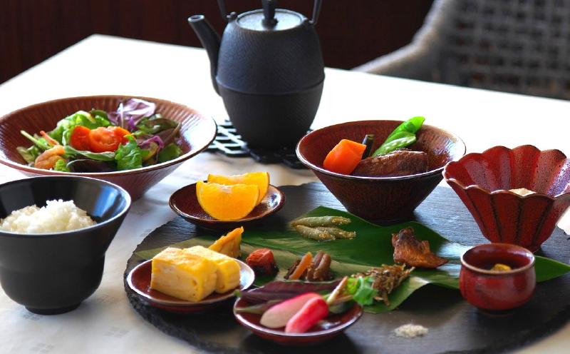 【1泊2名様 朝食付】衣-GIN- スイート ティダムーン宿泊券　A091-007