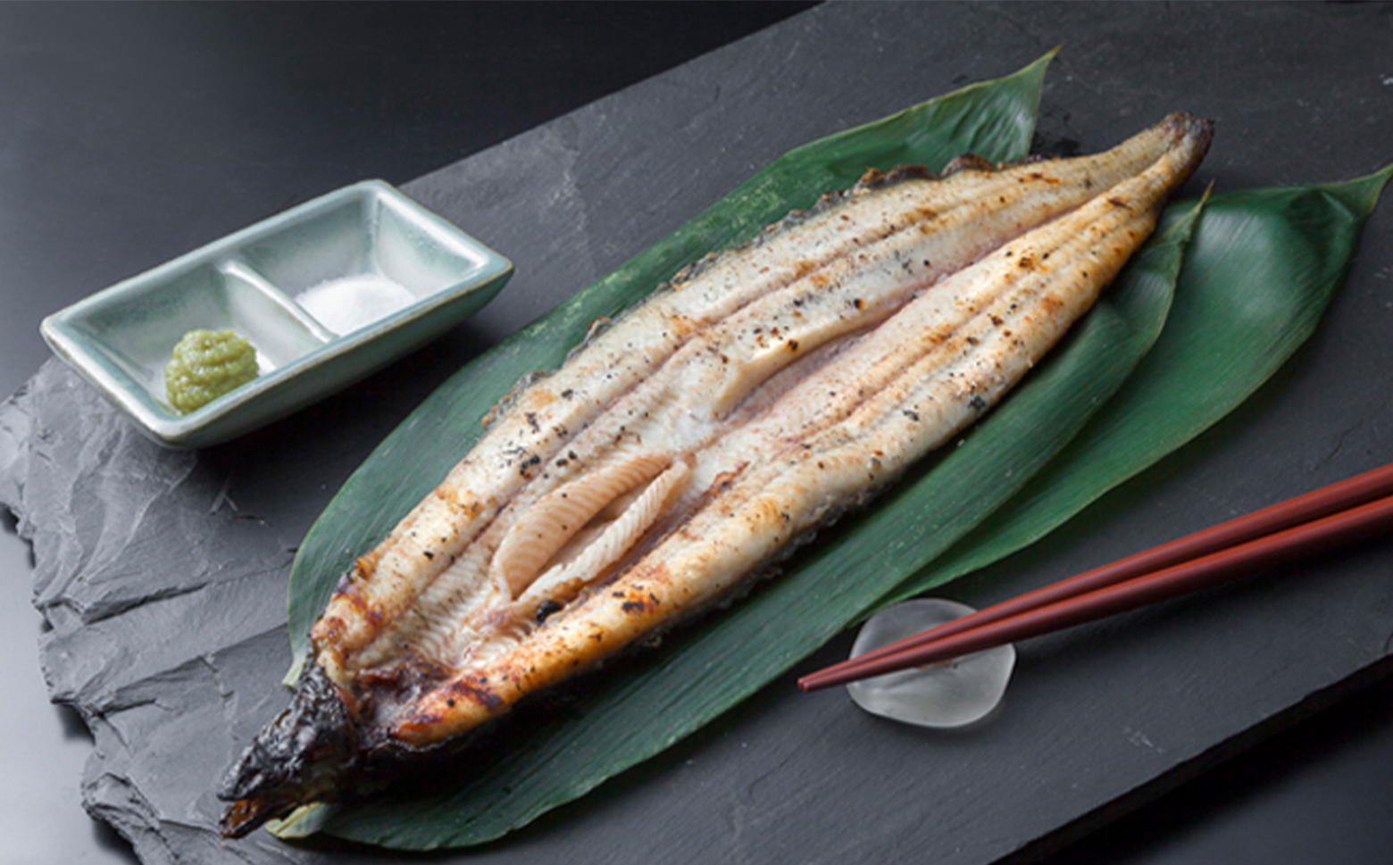 鹿児島県大隅産　千歳鰻の白焼き鰻　2尾
