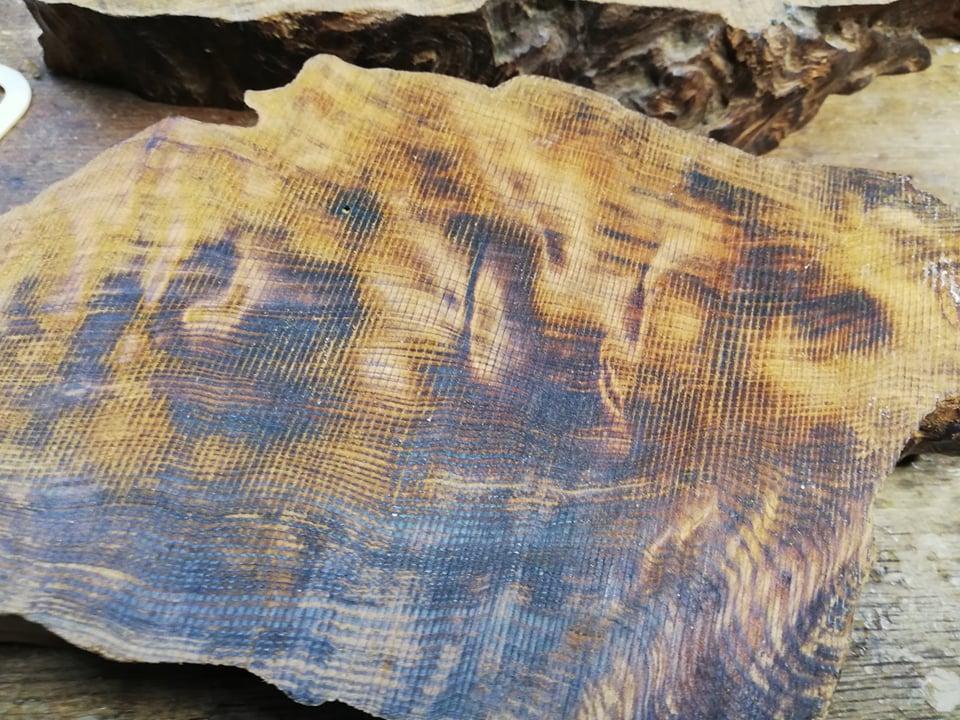 屋久杉Initialイニシャルキーホルダー　”F”