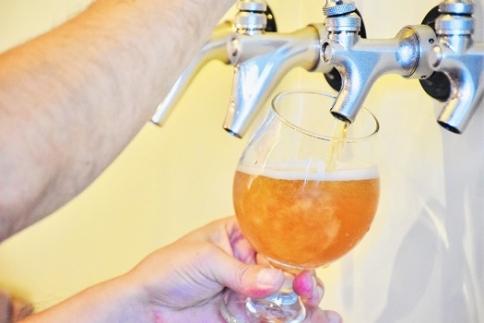 螻倶ケ蟲カ繝サ蝨ー繝薙シ繝ォ Catch the Beer縺翫∪縺九○繝薙シ繝ォ3遞ョ6譛ャ繧サ繝繝