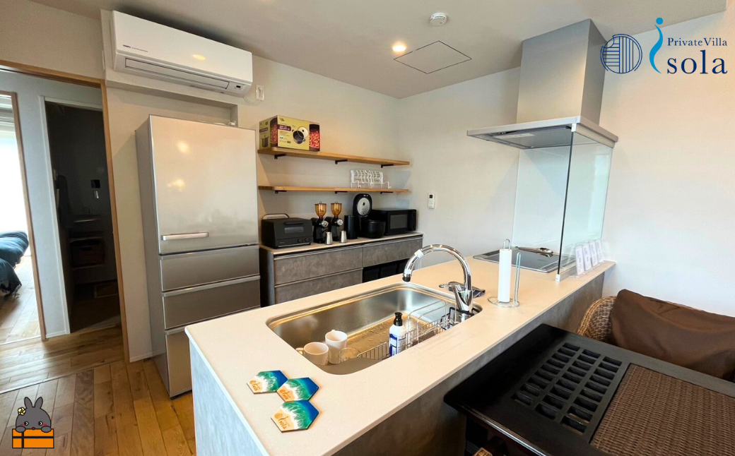 Private villa Isora 宿泊ギフト券 2泊 ( ヴィラ 一棟貸し ホテル リゾート プール サウナ 駐車場完備 離島 徳之島 奄美 世界自然遺産 海 旅行 )