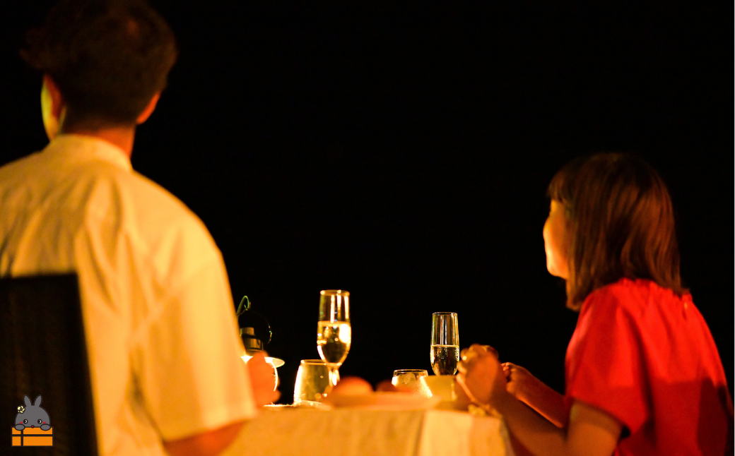 星降るレストラン TOKUNOSHIMA DINNER お食事券 （3月15日日曜日開催 2名様） ( レストラン 食事券 道の駅とくのしま 星空 ディナー 奄美 徳之島 徳之島町ふるさと納税限定 )