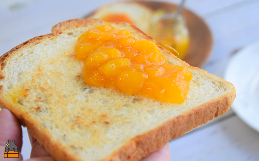 世界自然遺産の島の完熟マンゴー使用 マンゴーごろっとマンゴーコンフィチュール 100g×4個 ( マンゴー ジャム コンフィチュール フルーツ 果物 果肉 鹿児島 奄美 徳之島 パン ソース ヨーグルト 美味しい )