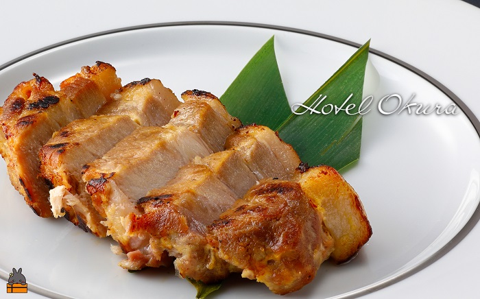 ホテルオークラエンタープライズ監修 徳之島産島豚グランドギフトB ( セット内容： 西京焼き ロースハム ベーコン チャーシュー )