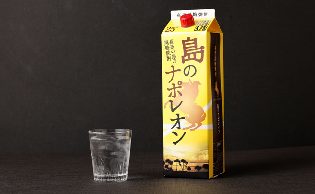 【鹿児島県天城町】本格 黒糖焼酎 島のナポレオン 紙パック 1800ml×4本ｾｯﾄ 計7.2L A-37