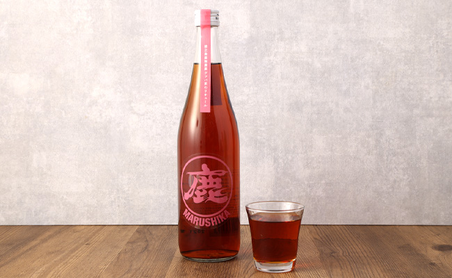 徳之島産 黒糖焼酎 マルシカ（グワァバ茶リキュール） 720ml×2本 計約1.4L 黒糖 焼酎 酒  グワァバ茶 リキュール