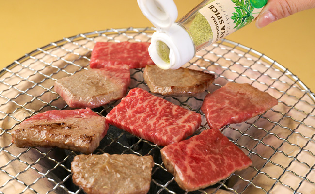 黒毛和牛 赤身モモ肉 焼肉用 1kg パパイヤスパイス 40g×3種セット 牛肉 もも肉 バーベキュー
