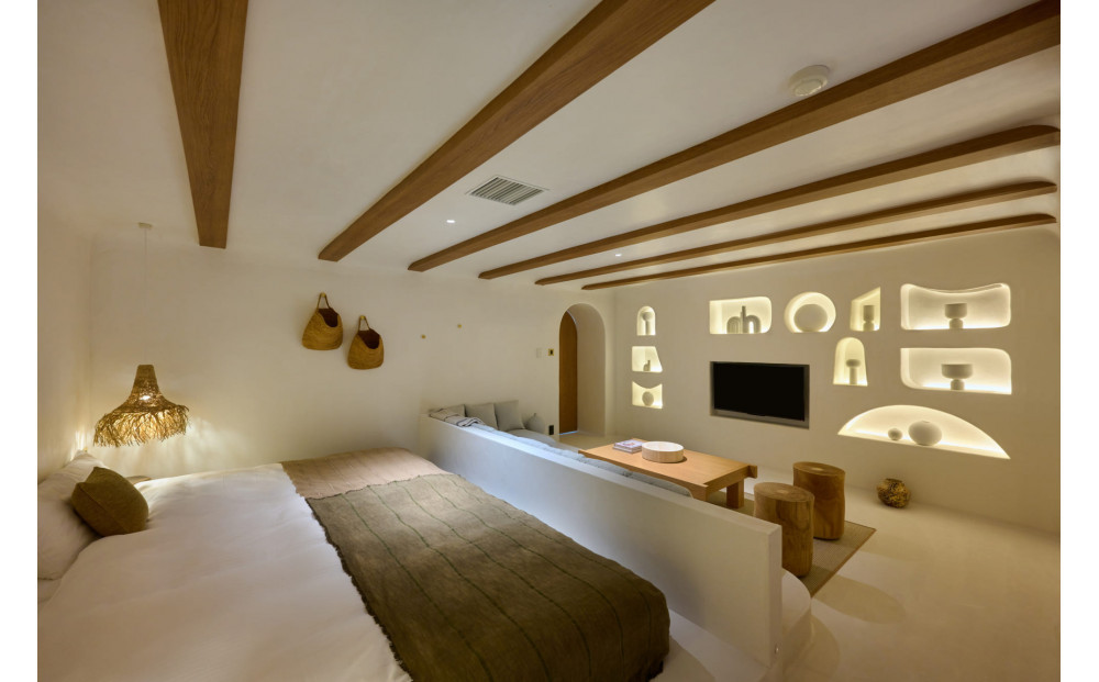 ããªã·ã¢ãªãŸãŒããšãã³ã¹ã€ãŒããŽã£ã©ãºã¢å®¿æ³åžïŒ1æ³æé£ä»ïŒ