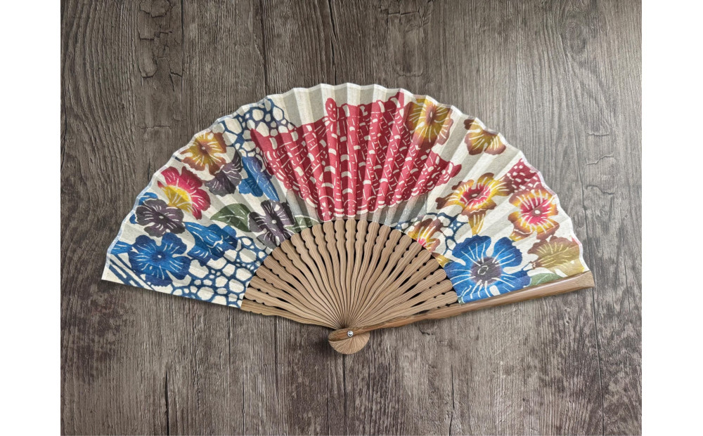 びんがたプリント月桃紙扇子〜首里のまちなみ〜