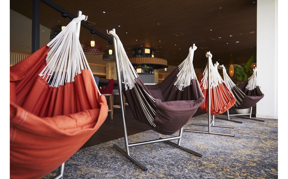 ノボテル沖縄那覇/平休日1泊朝食付 ペア宿泊券