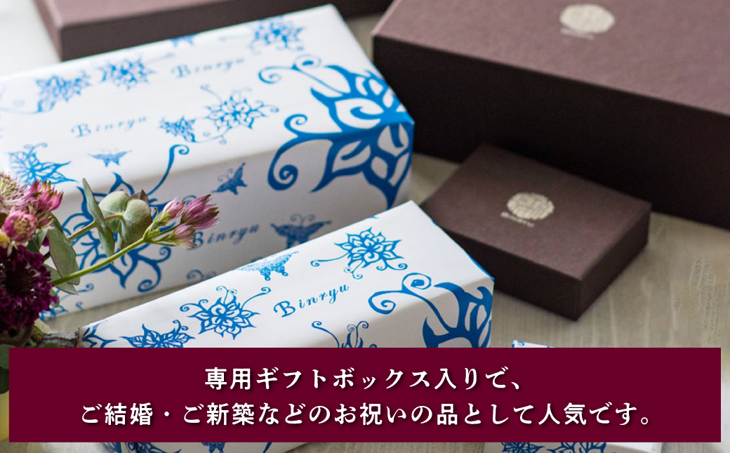 ãã¯ãªãŒã¬Ãã¹ãŒãªãŒã«ãã·ã£ã³ãã³ã°ã©ã¹ã»ãã KARRI åäŸïŒã«ãªãŒïŒ