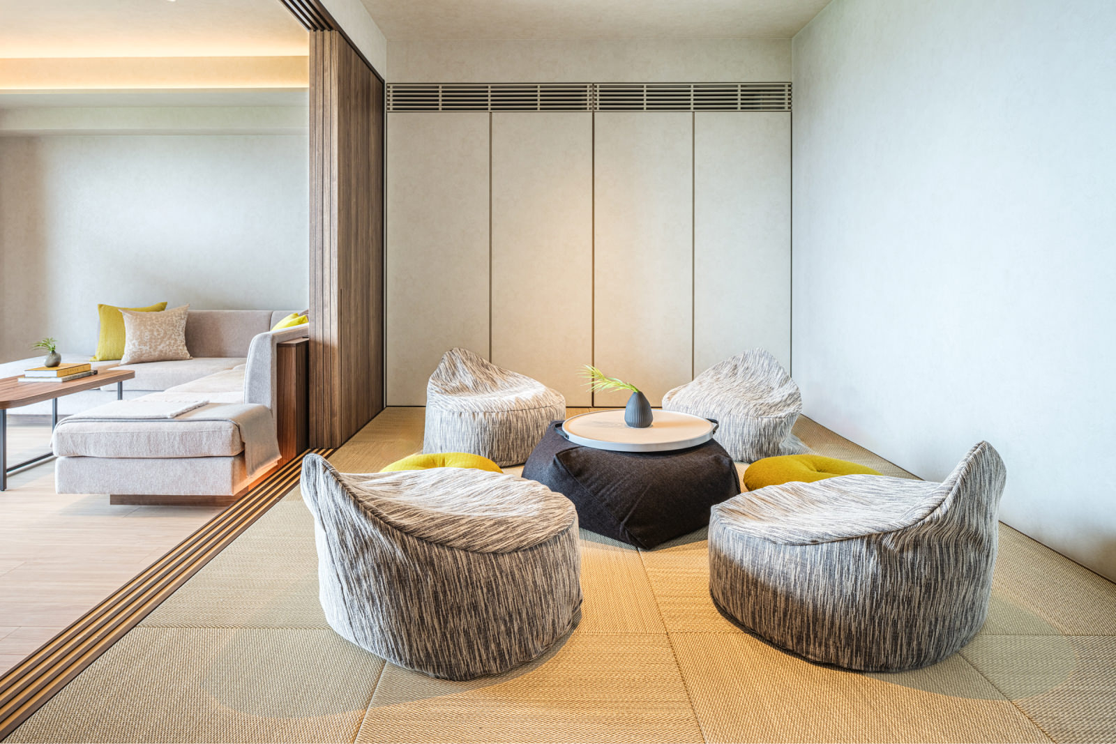 seven x seven 石垣 タタミエグゼクティブツイン 4名様宿泊券 | 高級 宿 ホテル ふるさと 旅行 宿泊 チケット クーポン 沖縄県 沖縄 石垣 石垣島 石垣市 人気