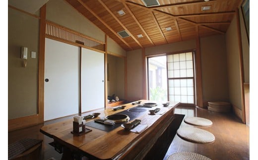 炭火焼肉レストラン石垣屋　食事券(プレミアムコース) YI-5-1 