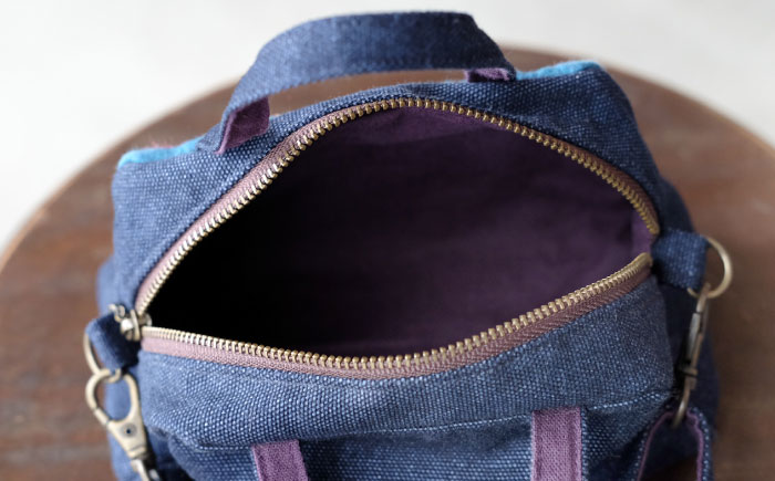 経浮花織 ランチポーチ+plus リーフ柄 (紺色・青系織物) ハンドバッグ 手提げバッグ 小さめ おしゃれ レディース 沖縄市 / FABRIC SHOP MINAMI [BCCS002-02]