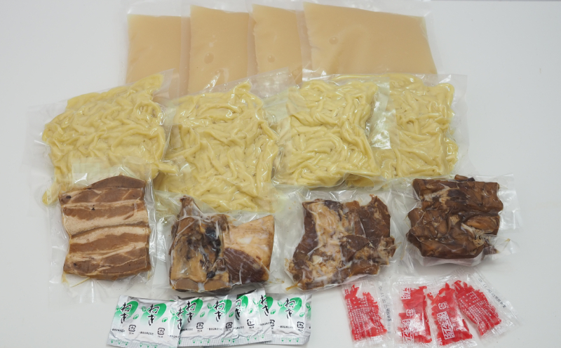 だるまそば　沖縄そば4種類食べ比べ＜三枚肉・ソーキ・軟骨ソーキ・てびち＞