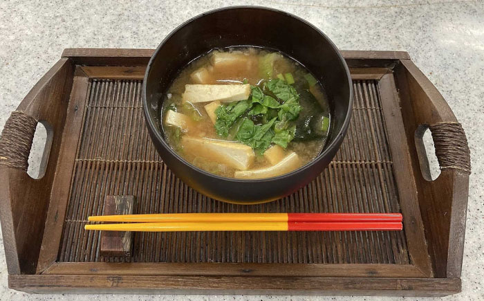 沖縄薬膳紅みそ 計600g (300g×2個) 味噌 みそ 国産  沖縄市 / 有限会社ハイビスカスクッキングスクール [BCBU004] 