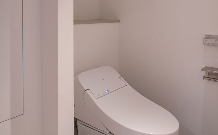 レフ沖縄アリーナ by ベッセルホテルズ デラックスルーム 1泊2日 宿泊券 (1〜4名様/朝食付き) 宿泊利用券 沖縄旅行 ホテル チケット ギフト 沖縄市 / 株式会社すこやかホールディングス [BCAP004]