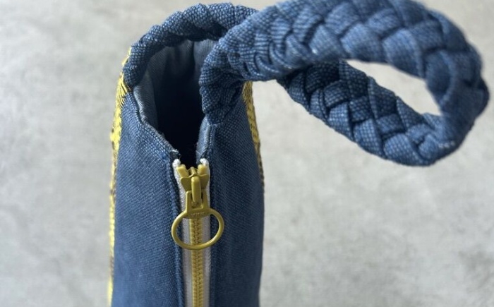 ヤシラミ花織 ワインバッグ 格子モダン (水色・黄焦茶織物) ボトルバッグ ワインケース ワインクーラー 保冷 おしゃれ 沖縄市 / FABRIC SHOP MINAMI [BCCS003-01]