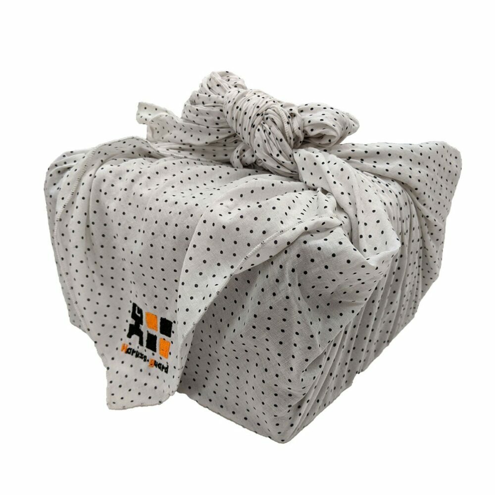 ハルサガード 虫よけ万能シート 1枚 (ドット柄) 虫除け 虫よけ 防虫 羽織り 風呂敷 沖縄市 / 株式会社ウォータージャパン [BCCP002]