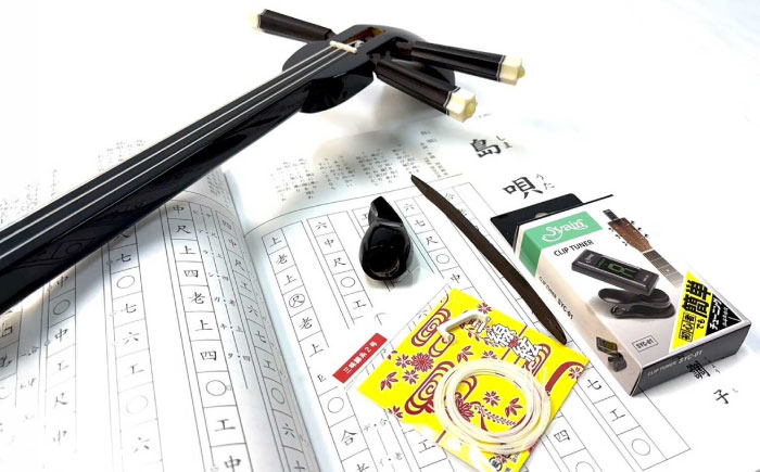 池武当新垣三線店 本蛇皮強化張り三線初心者セット 三線 さんしん 初心者 セット 沖縄 沖縄市 / コザ工芸館ふんどぅ [BCAU015]