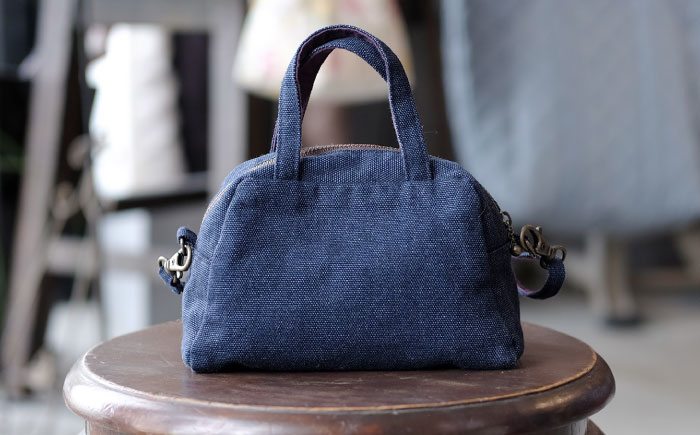 経浮花織 ランチポーチ+plus リーフ柄 (紺色・青系織物) ハンドバッグ 手提げバッグ 小さめ おしゃれ レディース 沖縄市 / FABRIC SHOP MINAMI [BCCS002-02]