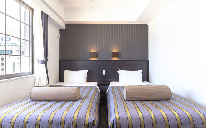 ホテルコザ 『コーナーツイン』 ペア宿泊券 (1泊) ホテル 宿泊券 チケット 沖縄旅行 ギフト 沖縄市 / ホテルコザ [BCCJ001]