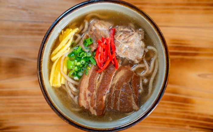 ミックスそば・軟骨ソーキそば 6食セット おきなわそば 沖縄そば ソーキそば 軟骨ソーキ お土産 取り寄せグルメ ギフト おすすめ 沖縄市 / にぃぶんじゃー・株式会社O.M.I [BCDW003]