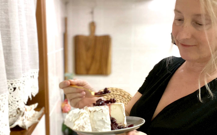 Cheeseanista チーザニスタ Little Island tyri リトルアイランドティリー (ギリシャ風マリネードチーズ 牛乳×5) 沖縄市 / Little GREEK Kitchen [BCAT002]