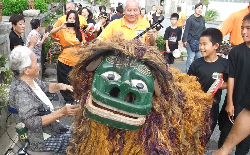 【思いやり型返礼品（協賛型）】神獅子のお守り。沖縄市古謝自治会の文化財復元事業を応援！