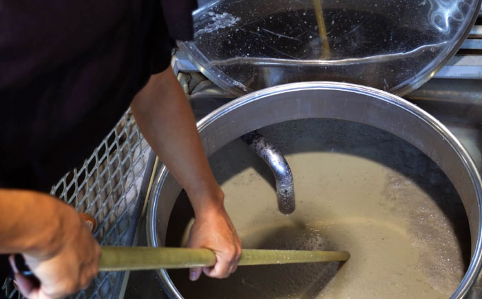 琉球泡盛 琉球パック 30度 1800ml×6 セット 泡盛 焼酎 地酒 お酒 ギフト 沖縄市 / 新里酒造株式会社 [BCAS007]