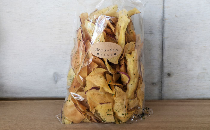 くくるばなのいもチップス：のりしお、ソルト＆ペッパー、プレーン 芋チップス チップ 野菜チップス 沖縄市 / くくるばな [BCEP002]