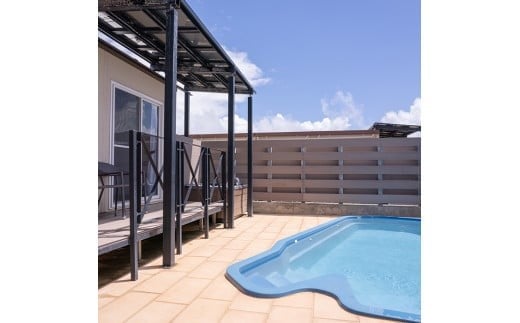 【ゴルフプレー券＆Villa Vorla宿泊券】贅沢な滞在を心ゆくまで楽しめるご利用チケット（300,000円分）（L111）