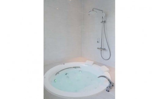 LEO癒RESORT-宮古島- Premiere Suite Villa 1泊宿泊券 温水プール　